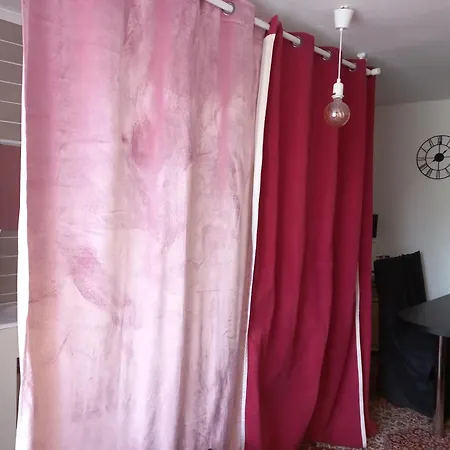 Les Perroquets Privatunterkunft